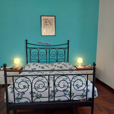 Casa Vittoria By Holiday World Genova Esterno foto