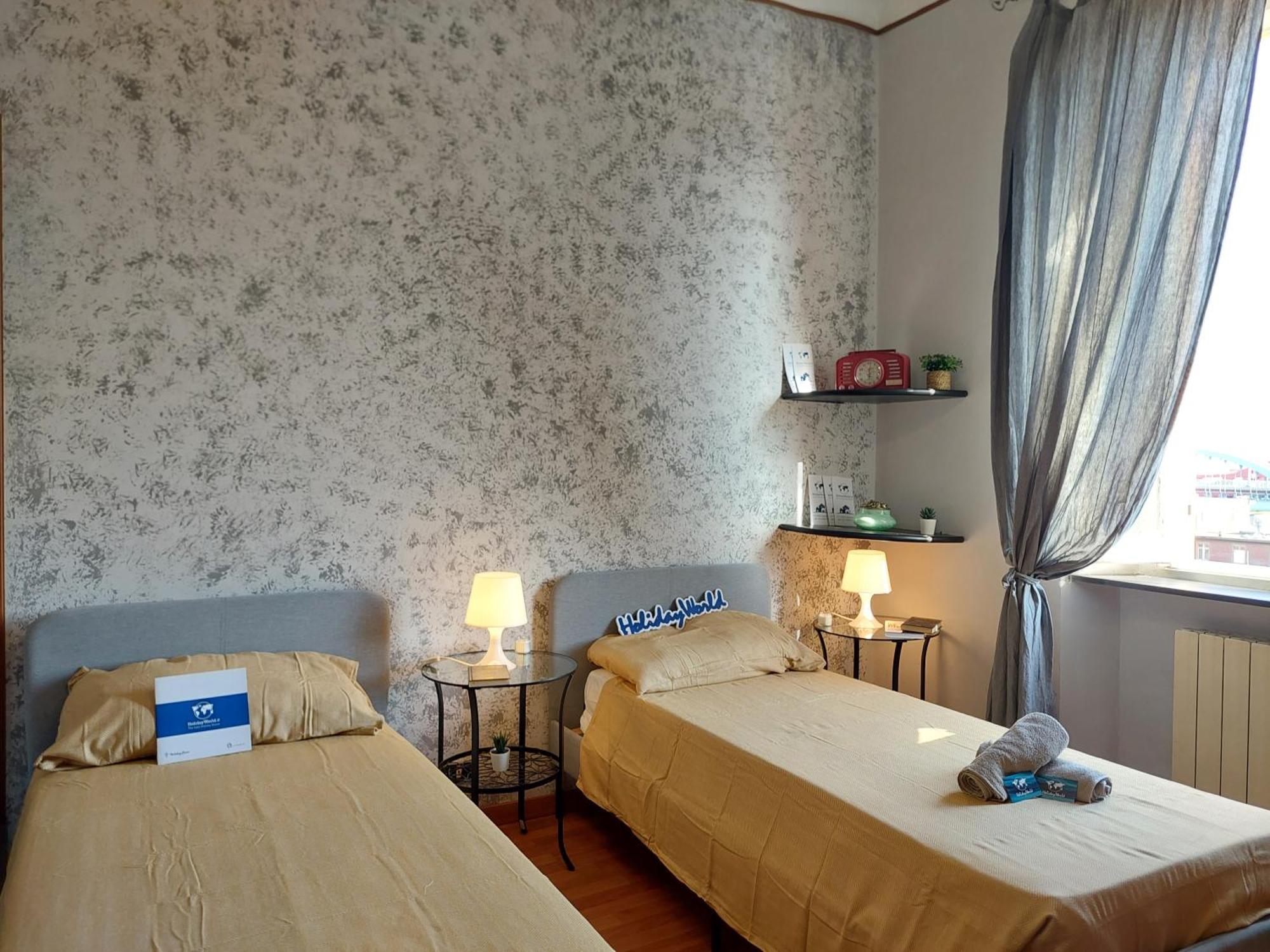 Casa Vittoria By Holiday World Genova Esterno foto